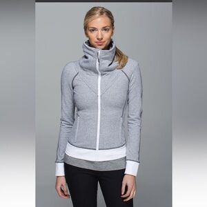 Brand New Lululemon Beach Present Jacket
